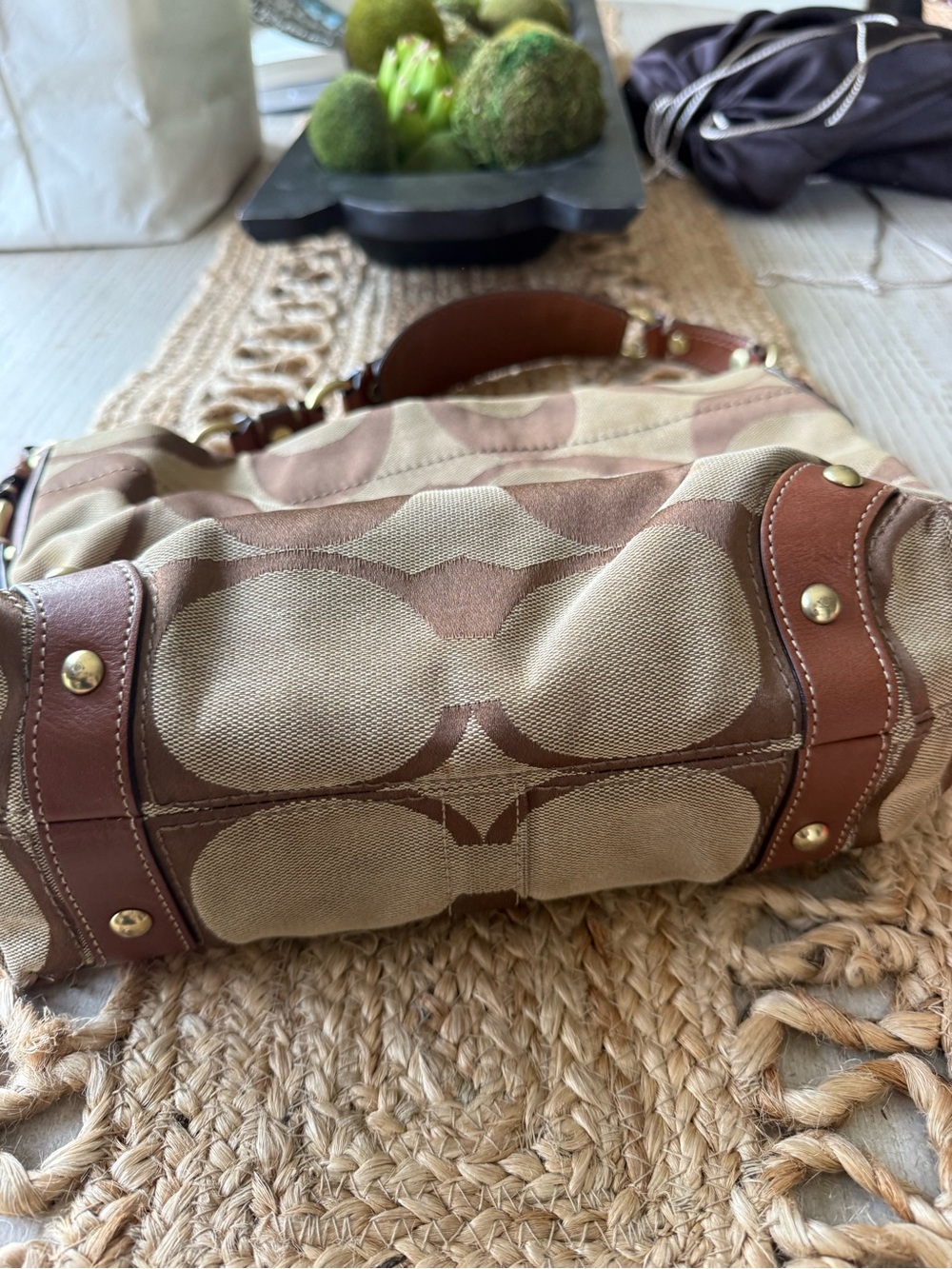 Coach Tan and Brown Signature Canvas Shoulder Bag - Picture 3 of 10